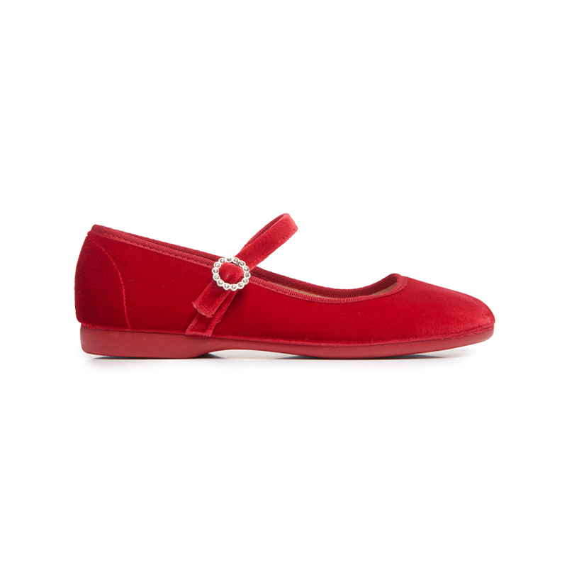 Childrenchic red velvet Mary Jane shoes with sparkling buckle, classic holiday girls dress shoes made in Spain – perfect for Christmas outfits and Henry Duvall holiday collection