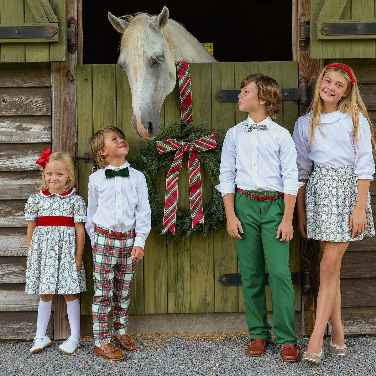 Boys’ Baker Bow Tie in rich Grafton Green Velvet, featuring a classic pre-tied silhouette and adjustable neckband.