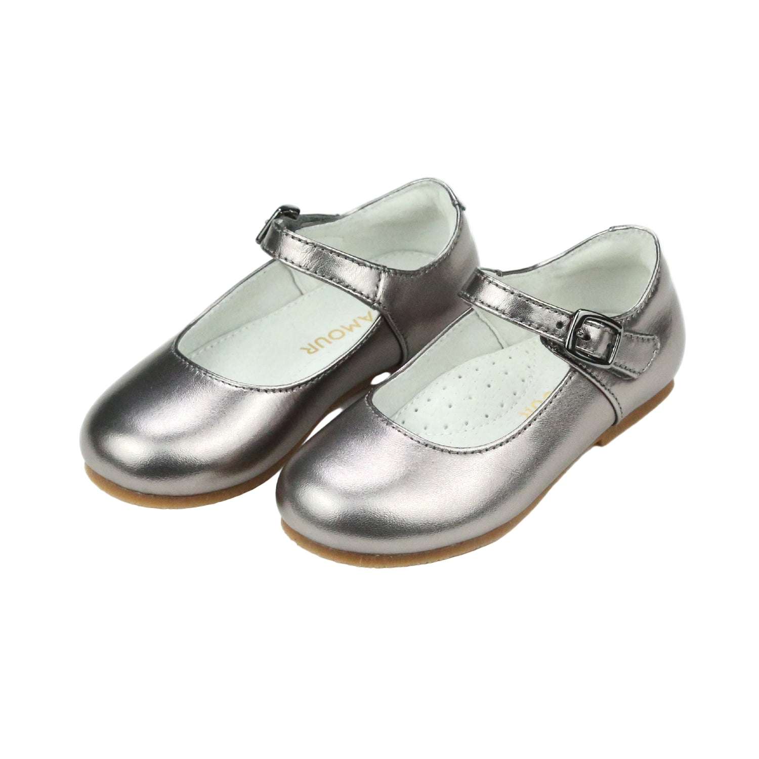 Classic girls Mary Jane holiday shoes by L’Amour, timeless Christmas dress shoes for girls, perfect with tartan dresses and Henry Duvall holiday outfits