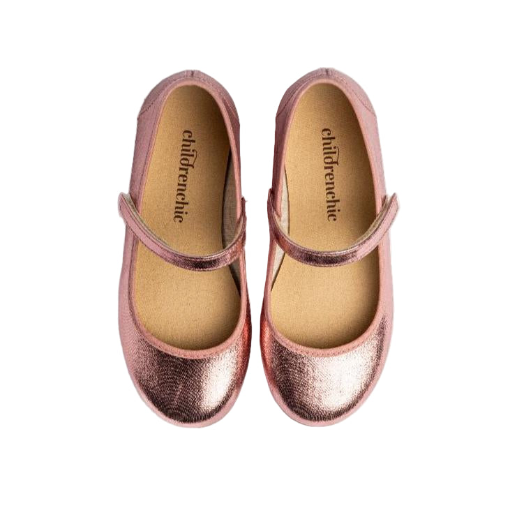 Childrenchic Mila pink Mary Jane shoes for girls with Velcro strap and cushioned sole, classic rose-colored shoes to coordinate with Henry Duvall fall dresses and outfits.