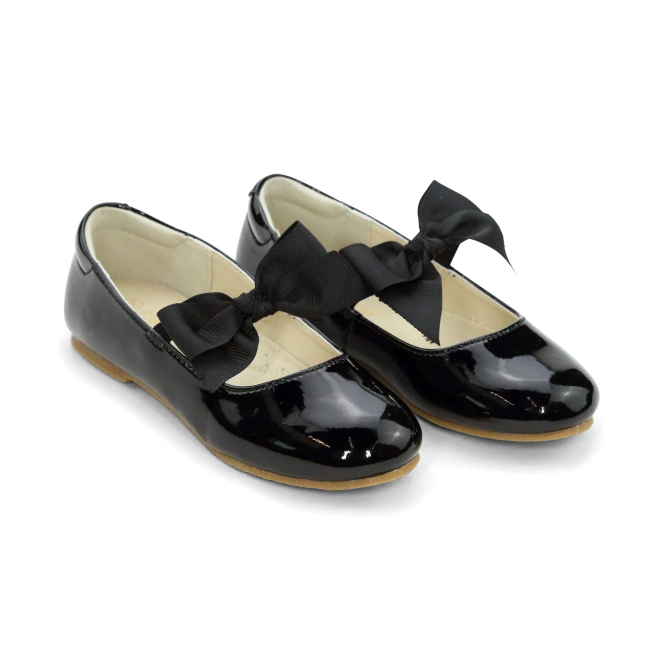 Girls patent leather Mary Jane flats by L’Amour with grosgrain bow elastic strap, perfect for fall parties, portraits, and coordinating with Henry Duvall dresses