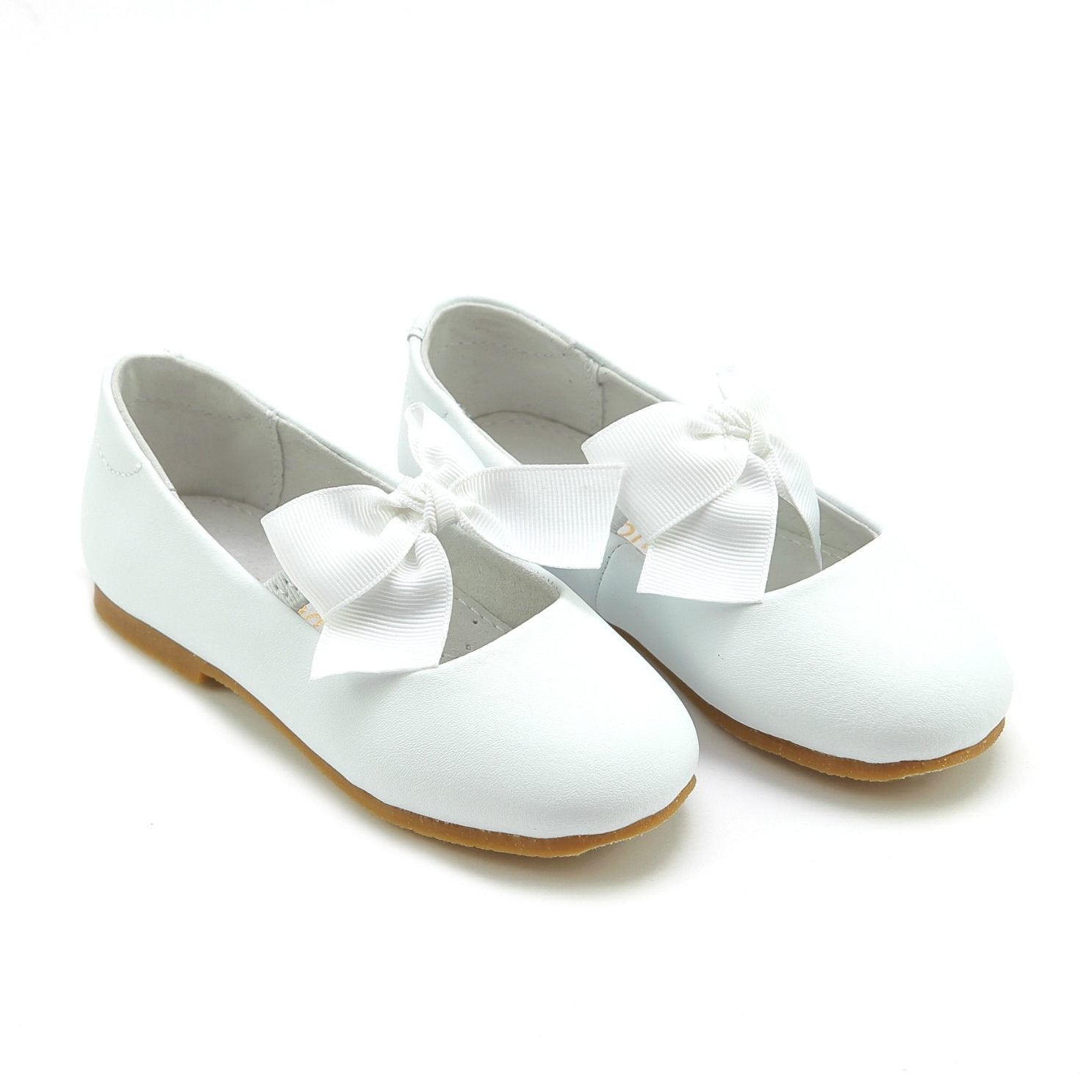L’Amour Pauline matte leather bow flats for girls with elastic strap, perfect for special occasions, portraits, and pairing with Henry Duvall dresses.