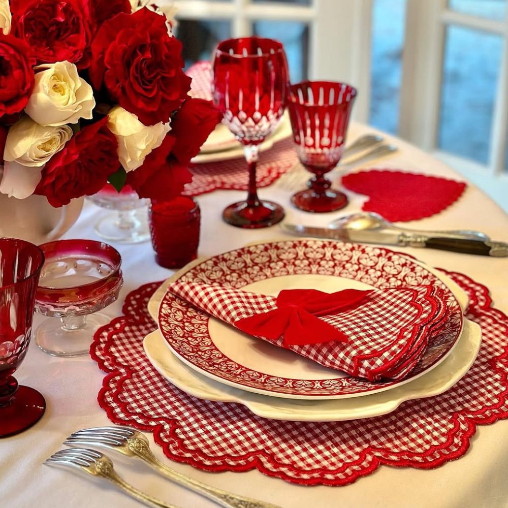 Bettina Napkin in Red Gingham, Set of 4 - Henry Duvall