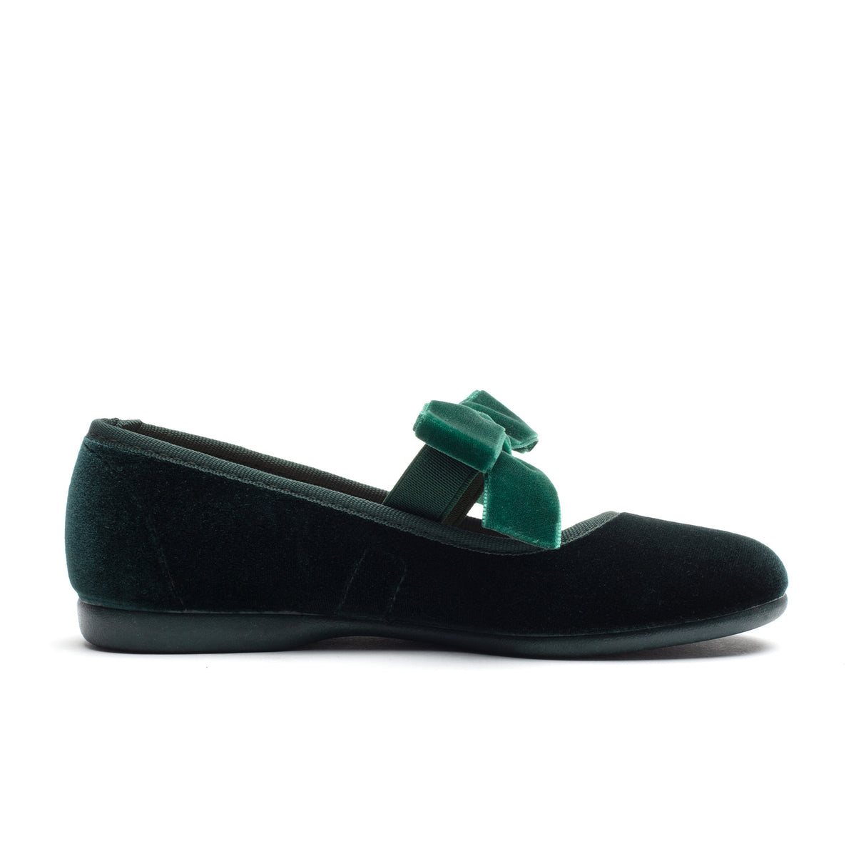 Andie Emerald velvet Mary Jane in emerald green with velvet bow, side view