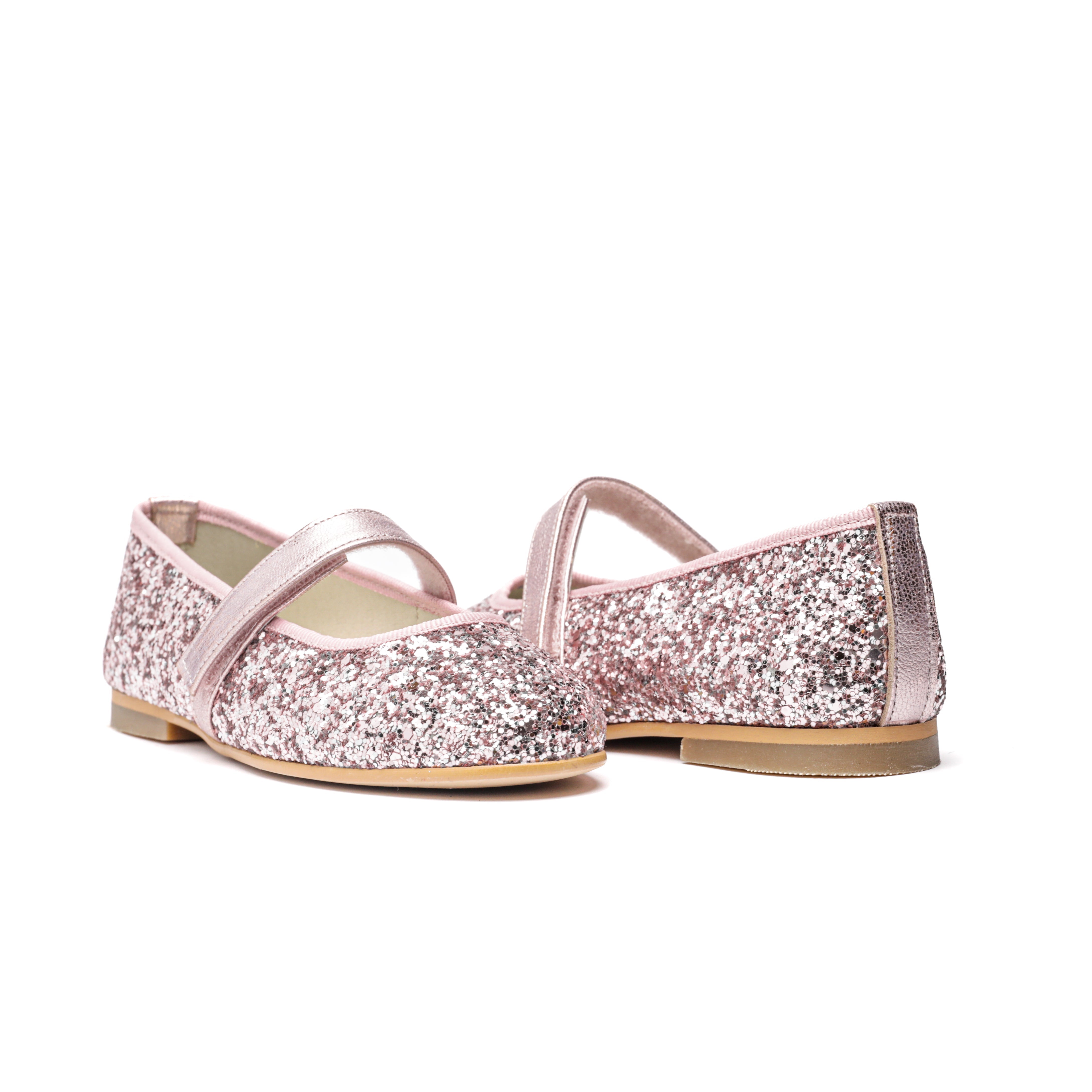 Childrenchic Stella silver glitter Mary Jane shoes for girls with adjustable strap, perfect for fall parties, holiday outfits, and sparkling special occasion style at Henry Duvall