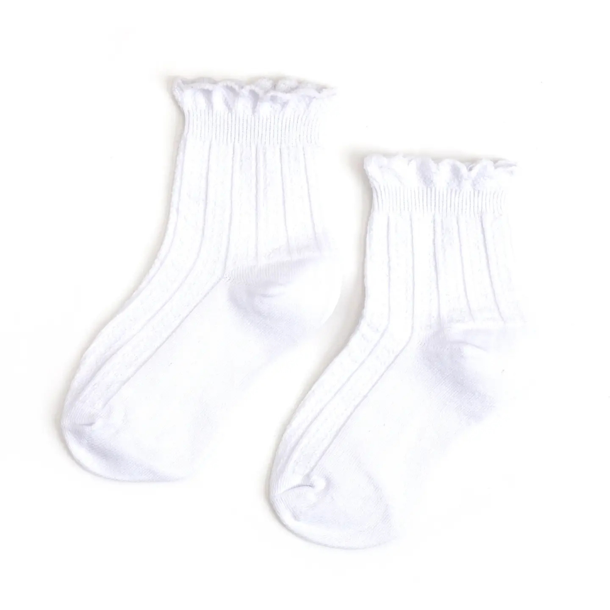 White Scalloped Frill Ankle Socks for girls and toddlers, classic ankle-length socks to coordinate with Henry Duvall’s Fall Collection