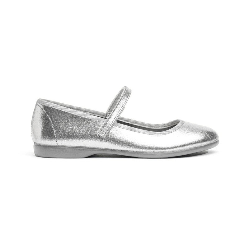 Silver Mary Jane shoes for girls from Childrenchic, shiny leather dress shoes to pair with Henry Duvall Fall Collection outfits