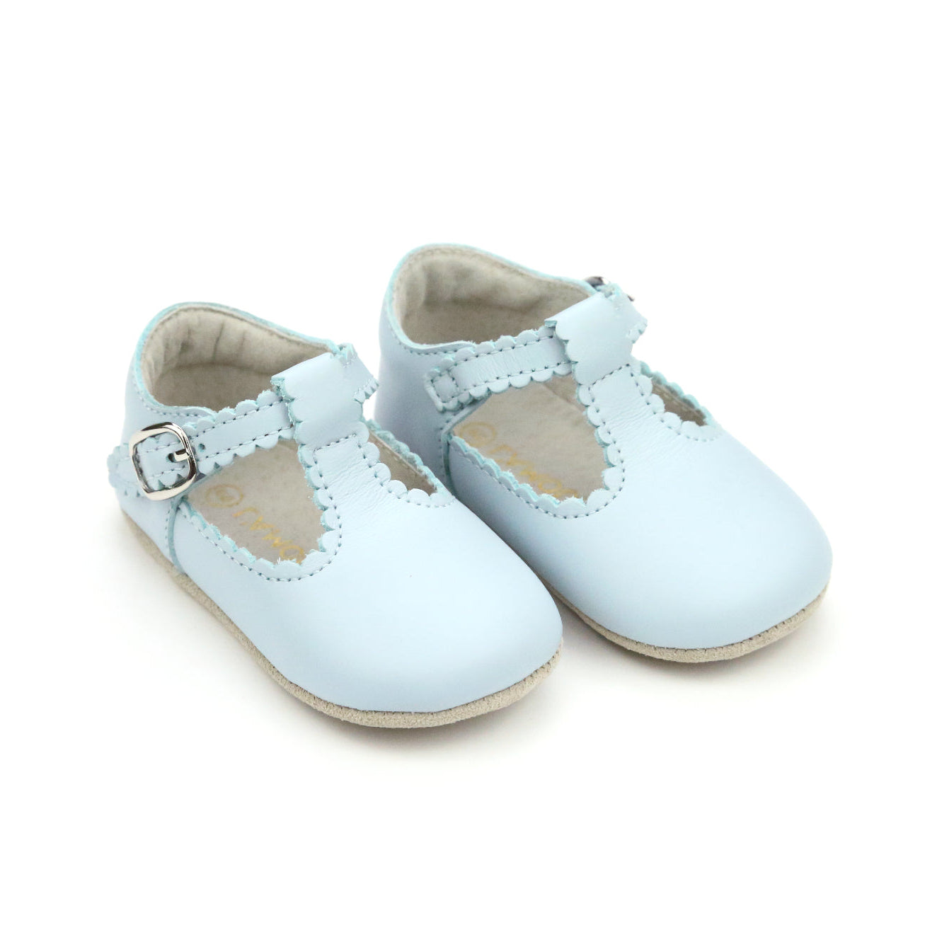 L’Amour Elodie white scalloped T-strap baby shoe in Napa leather with soft suede sole, perfect for pairing with Henry Duvall Fall outfits for girls