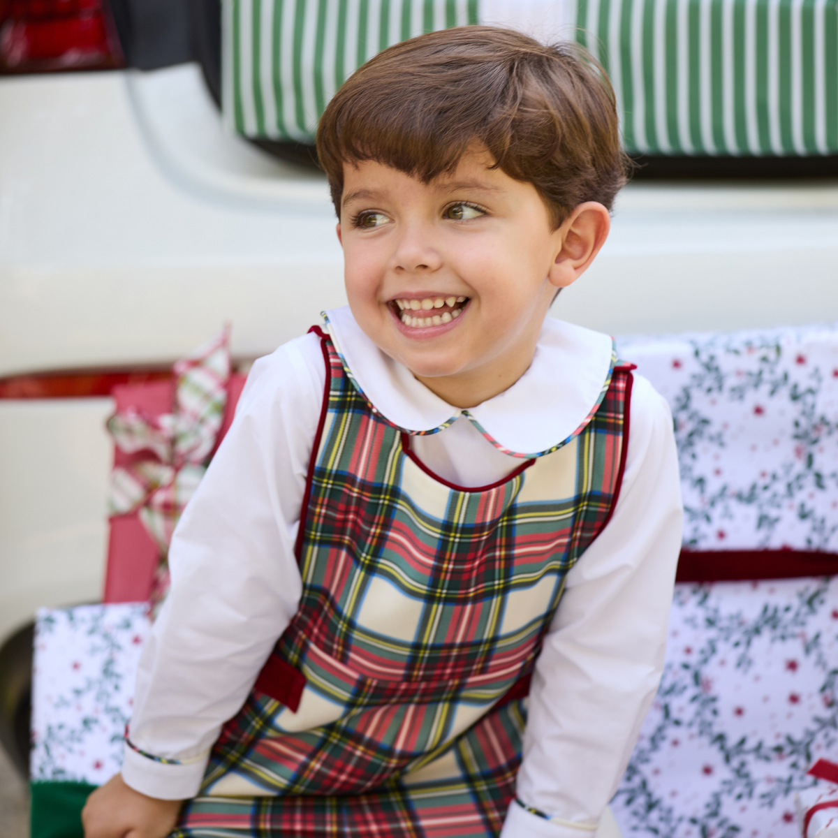 Classic white Peter Pan collar top highlighted with bold Townsend Tartan trim. A signature holiday piece from Henry Duvall’s Holiday Collection.