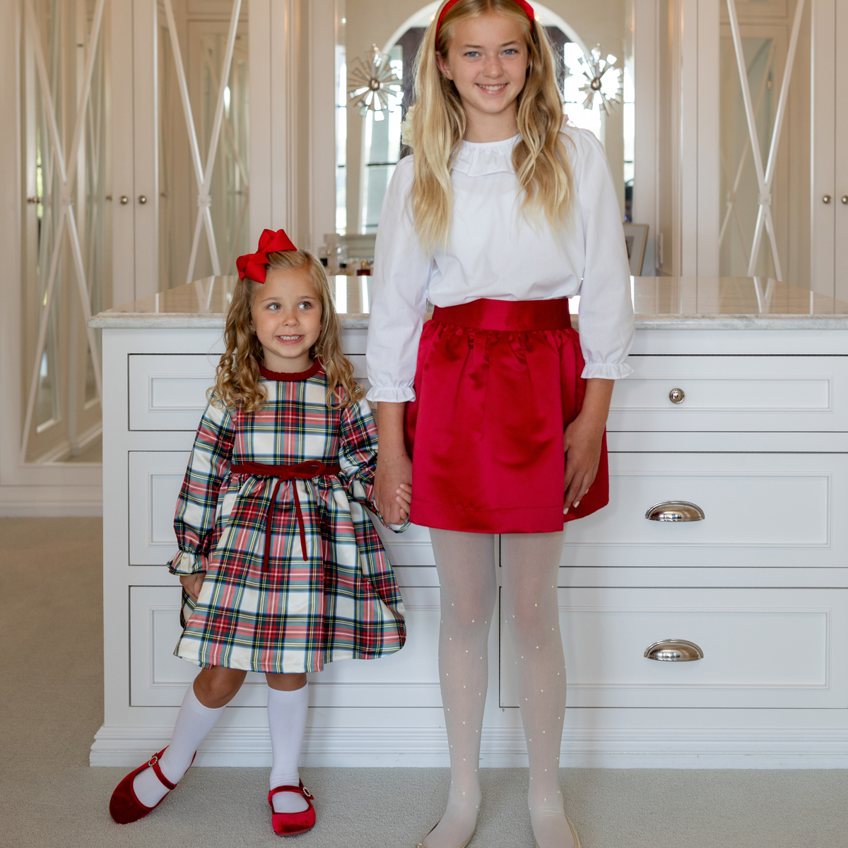 Girl's plaid holiday dress in Townsend Tartan with bow waist detail, vintage-inspired fit, perfect for family photos and festive gatherings – Henry Duvall classic