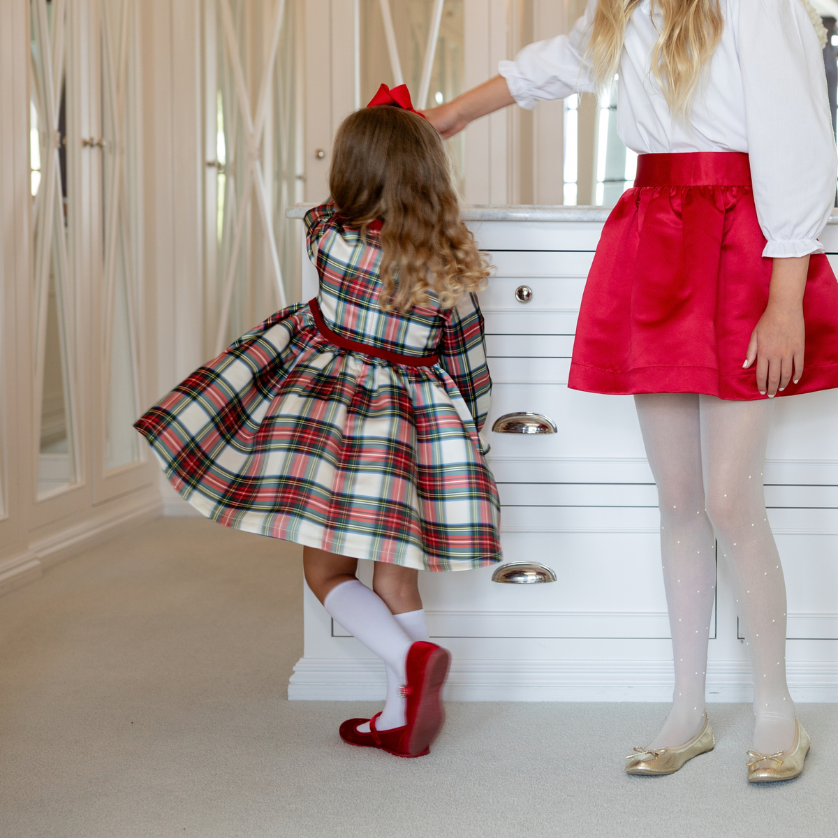 Girl's plaid holiday dress in Townsend Tartan with bow waist detail, vintage-inspired fit, perfect for family photos and festive gatherings – Henry Duvall classic