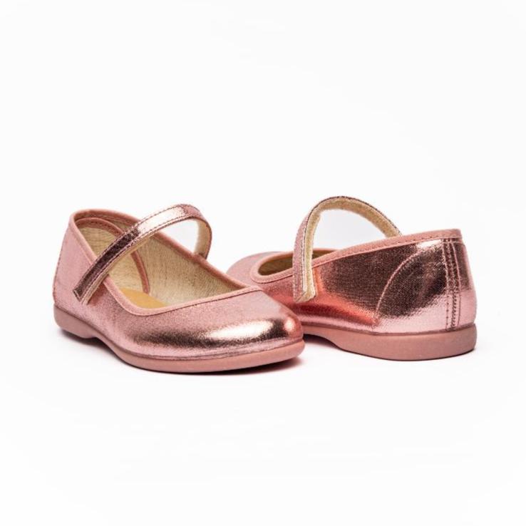 Childrenchic Mila pink Mary Jane shoes for girls with Velcro strap and cushioned sole, classic rose-colored shoes to coordinate with Henry Duvall fall dresses and outfits.