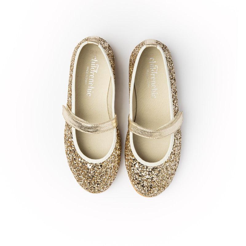 Childrenchic Stella silver glitter Mary Jane shoes for girls with adjustable strap, perfect for fall parties, holiday outfits, and sparkling special occasion style at Henry Duvall