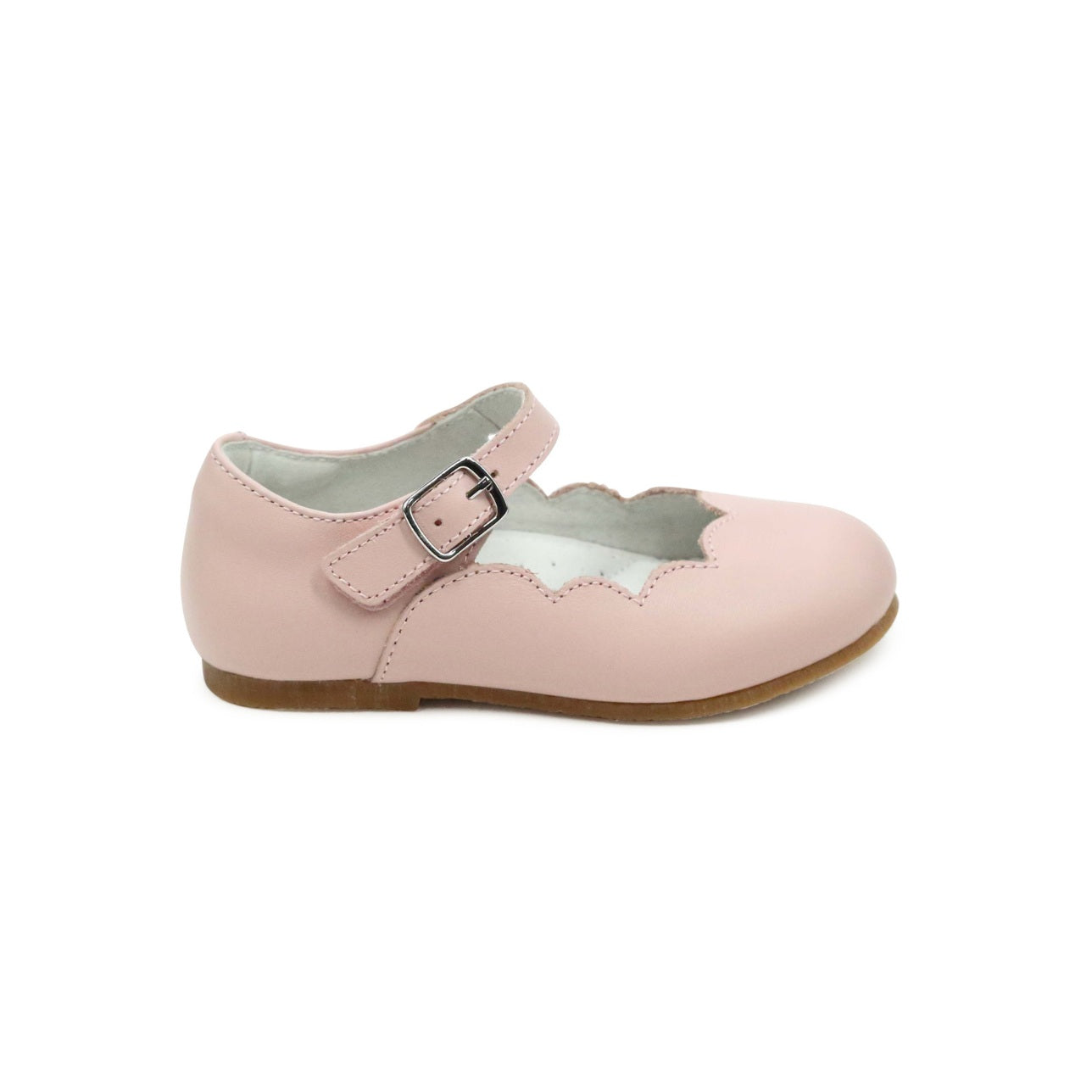 Leather scalloped Mary Jane dress shoes for girls by L’Amour, toddler to youth sizes, perfect for pairing with Henry Duvall dresses and fall outfits