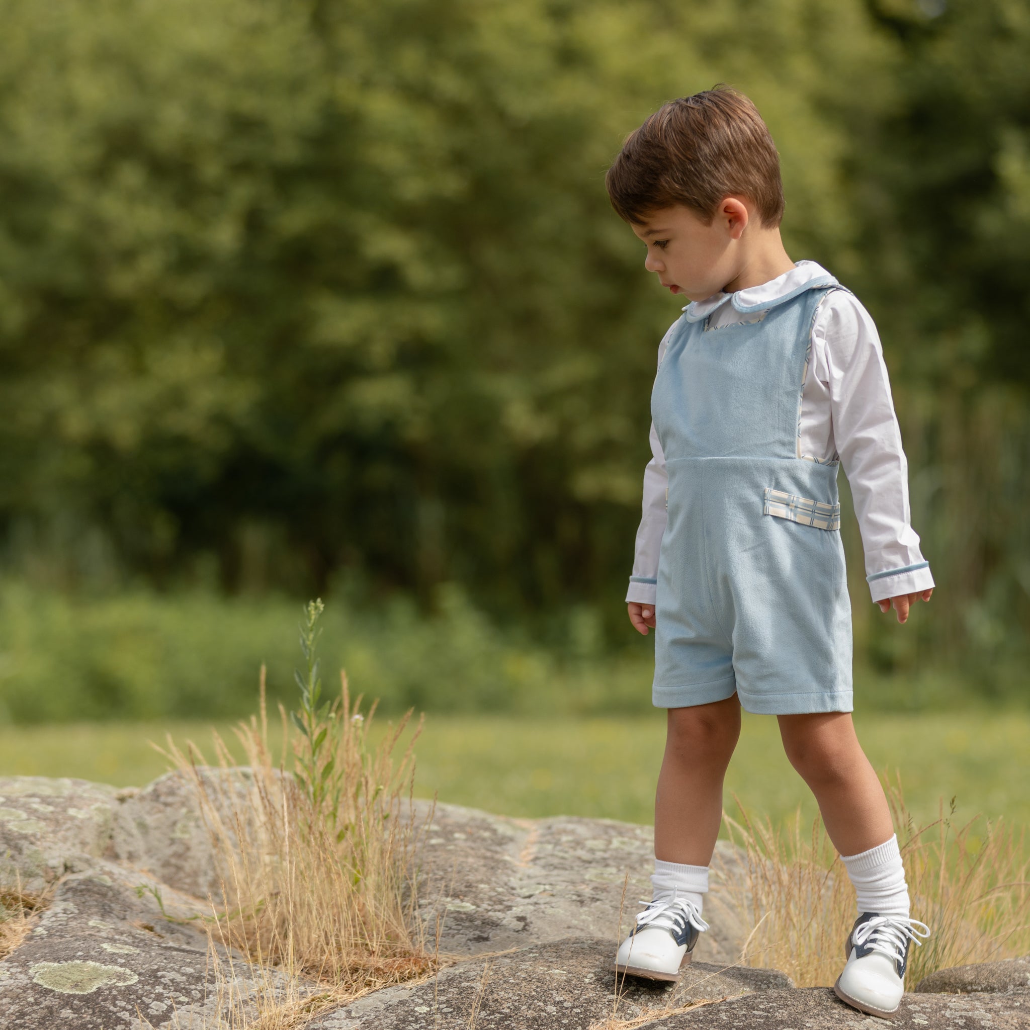 James Henry Jon Jon in Bay Tree Blue Velvet – Henry Duvall