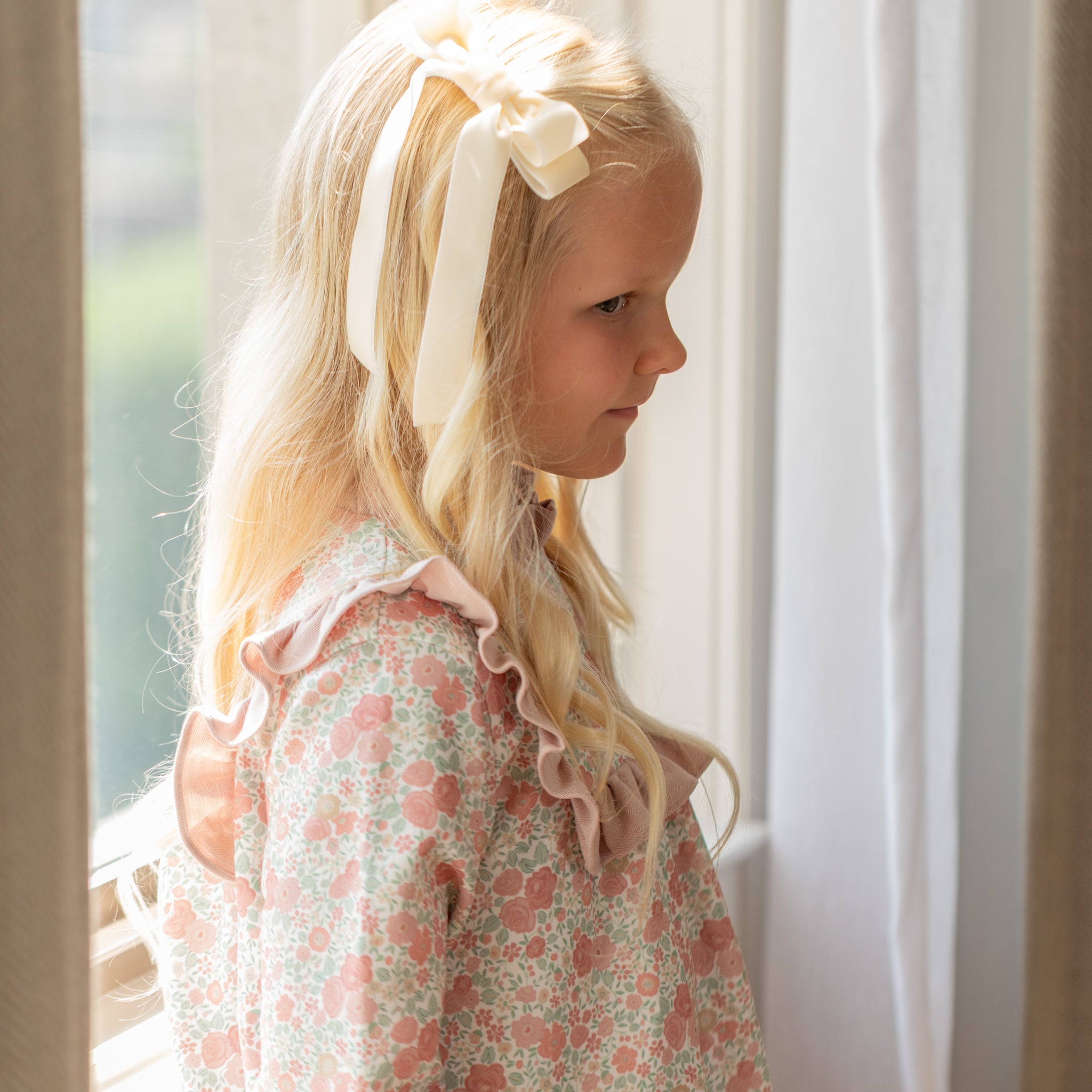 Velvet Jane Bow by Winn & William, handcrafted velvet hair bow with alligator clip, classic fall accessory for girls.