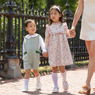 L’Amour patent leather scalloped Mary Jane shoes for girls in classic shiny finish, perfect for fall family photos and holiday dressing