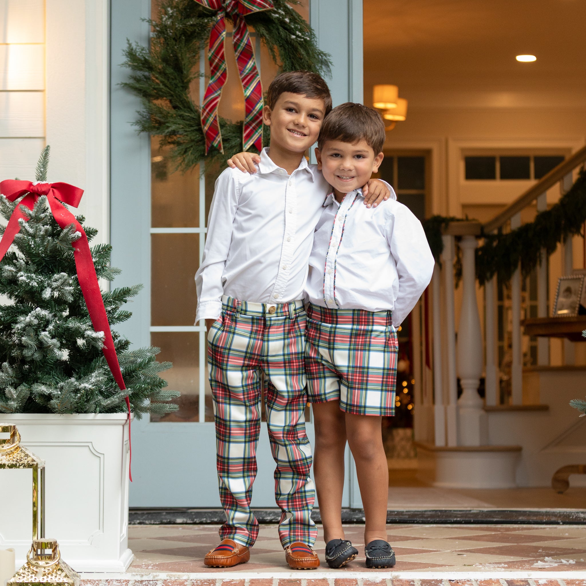 Henry Duvall Sullivan Short Set in red and green Townsend Tartan with tartan-trimmed white top and matching shorts for toddler boys, classic holiday outfit to coordinate with sibling styles.