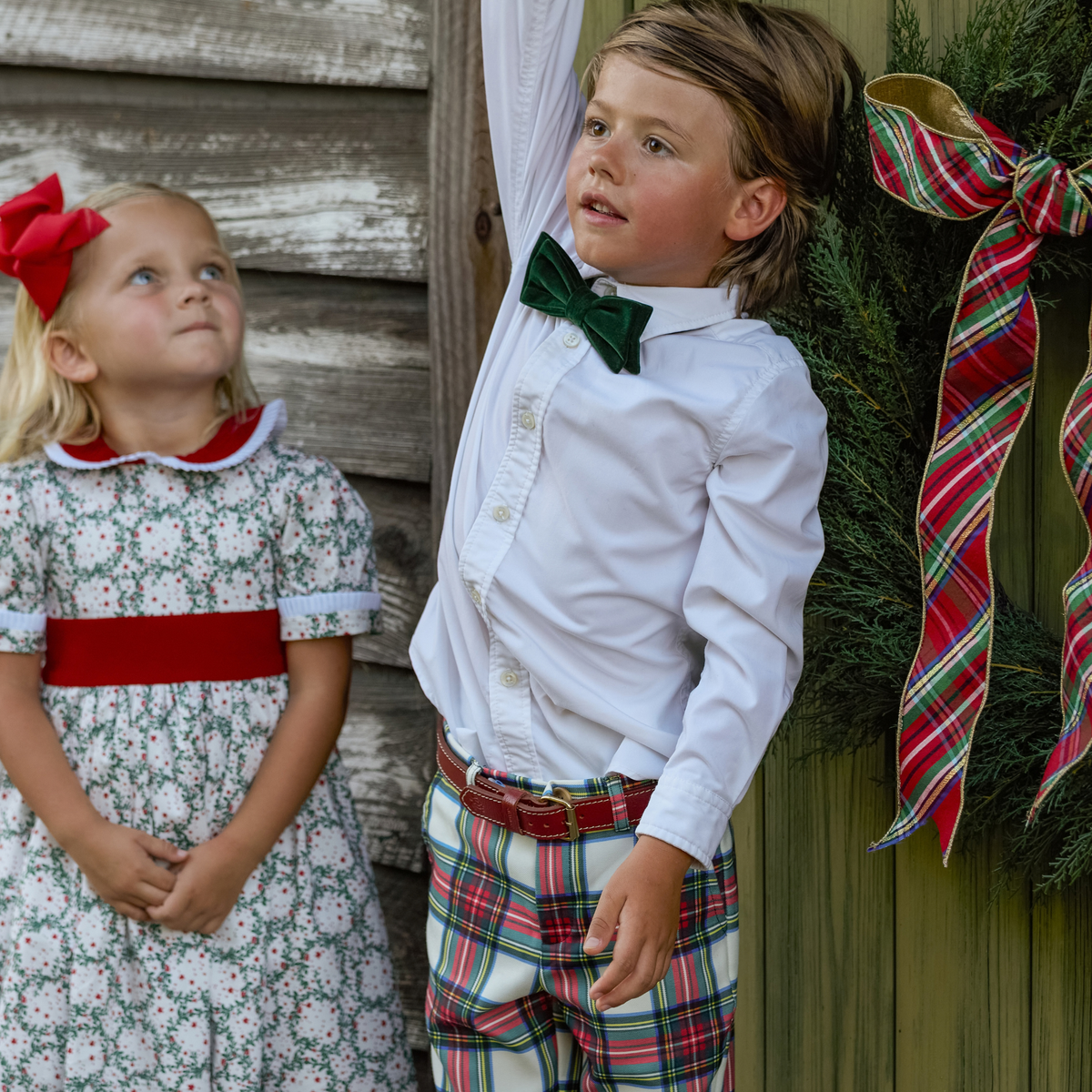 Boys’ Baker Bow Tie in rich Grafton Green Velvet, featuring a classic pre-tied silhouette and adjustable neckband.